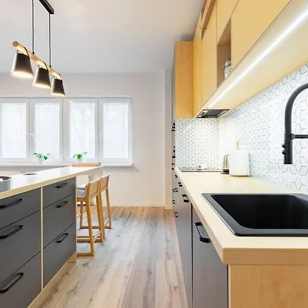 아파트 Winter Haven: Modern Retreat In