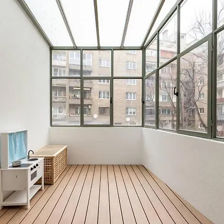 아파트 Winter Haven: Modern Retreat In
