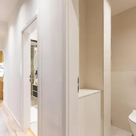 Apartamento Winter Haven: Modern Retreat In Bratislava